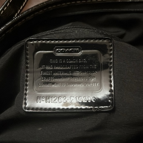 Coach Handbag Classic Signature C Design - Picture 9 of 12